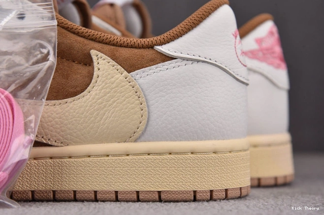 Kicked Out Shoe Store SP 1 Scott OG DM7866-106 AJ Low x Travis 0812